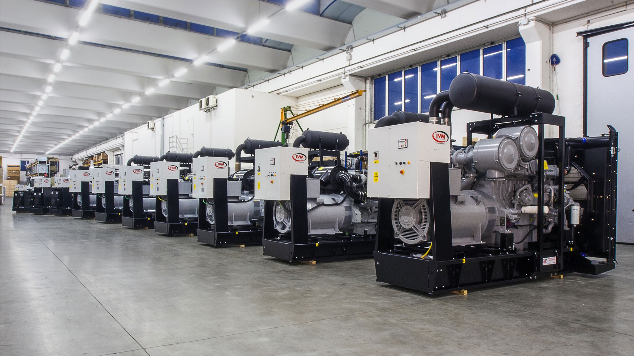 Linie de generatoare IVM in fabrica